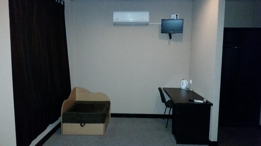 Sveciu Namai- Kazlu Ruda Hotel Bagian luar foto