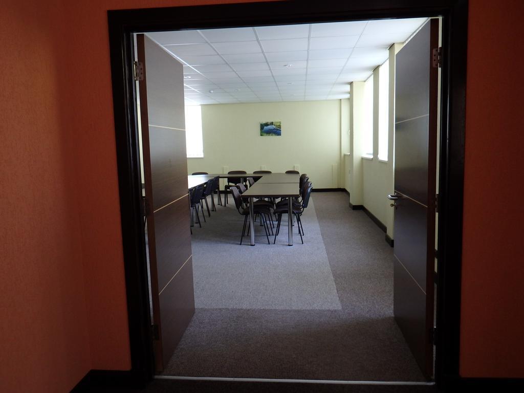 Sveciu Namai- Kazlu Ruda Hotel Bagian luar foto